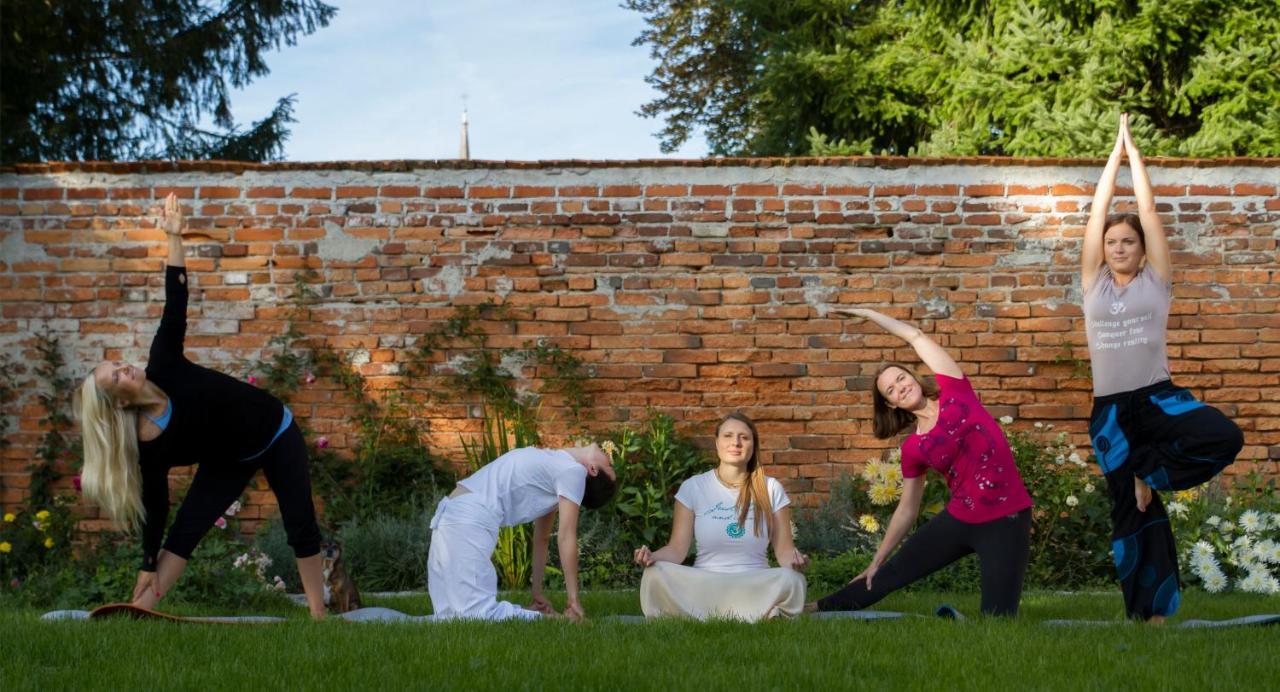 Om Yoga Center Lägenhet Slovenska Bistrica Exteriör bild