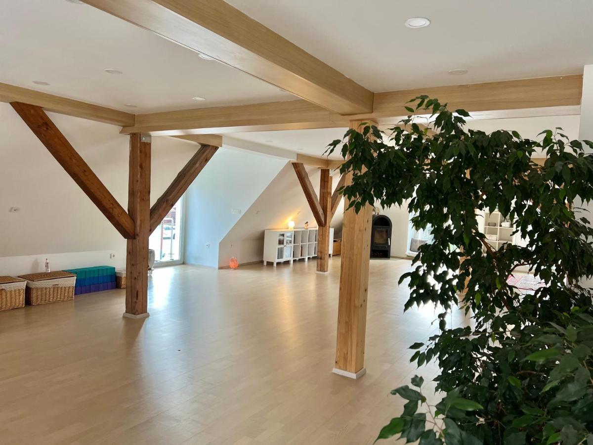 Om Yoga Center Lägenhet Slovenska Bistrica Exteriör bild